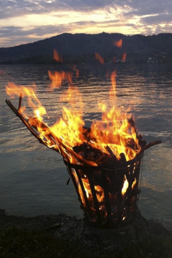 grafik_lagerfeuer_der_seele