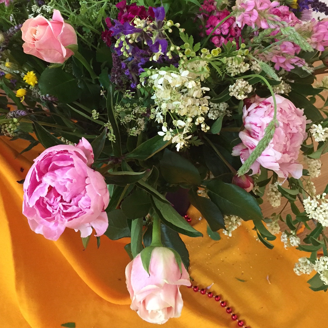 SimA_spirituellerWeg_Blumenstrauss_1_Ausschnitt SimA_spirituellerWeg_Blumenstrauss_1_Ausschnitt